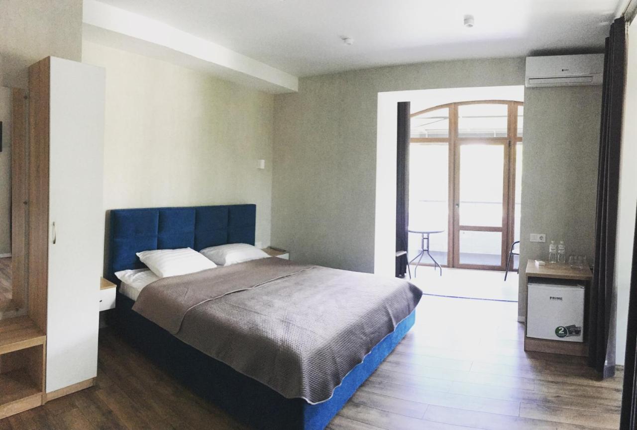 Home Aparts Zaporizhia ภายนอก รูปภาพ