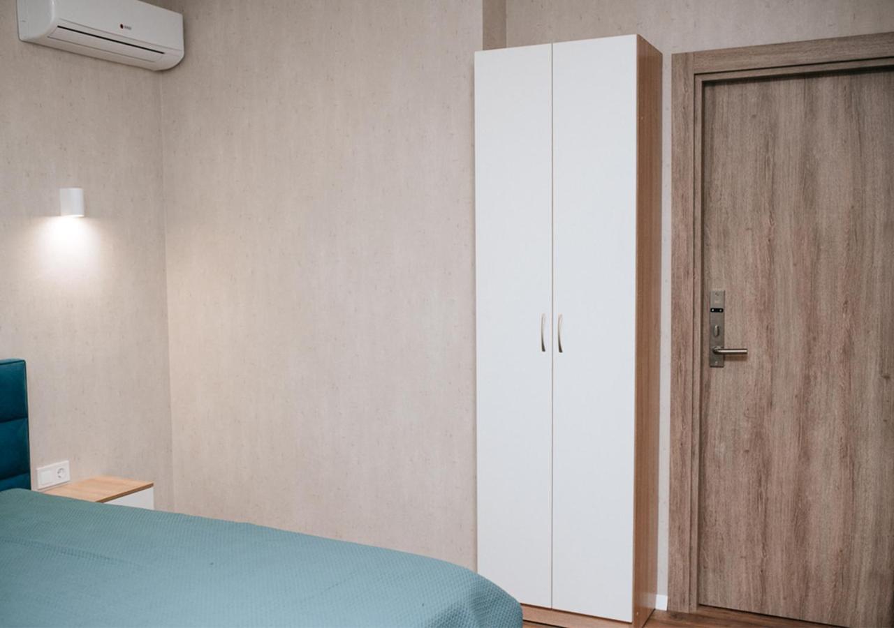 Home Aparts Zaporizhia ภายนอก รูปภาพ